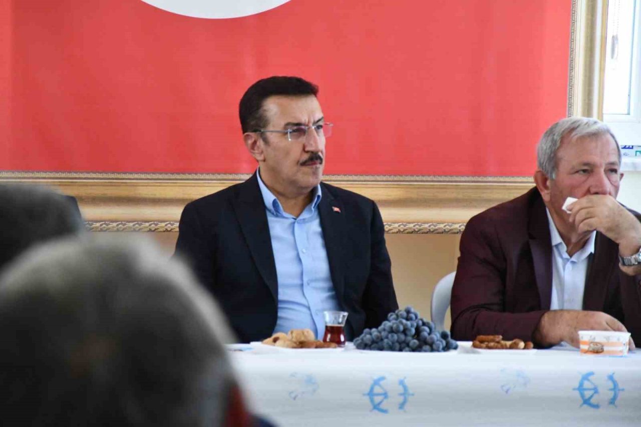 AK Parti Malatya Milletvekili Bülent Tüfenkci, Hekimhan ziyaretinde Gazze’de yaşanan