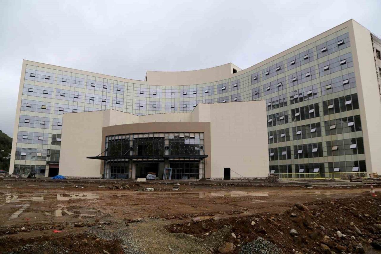 AK Parti Trabzon İl Başkanı Dr. Sezgin Mumcu, Trabzon Şehir