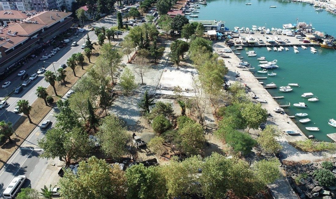 Akçaabat Belediyesi, sahil parkını vatandaşların daha modern, güvenli ve huzurlu