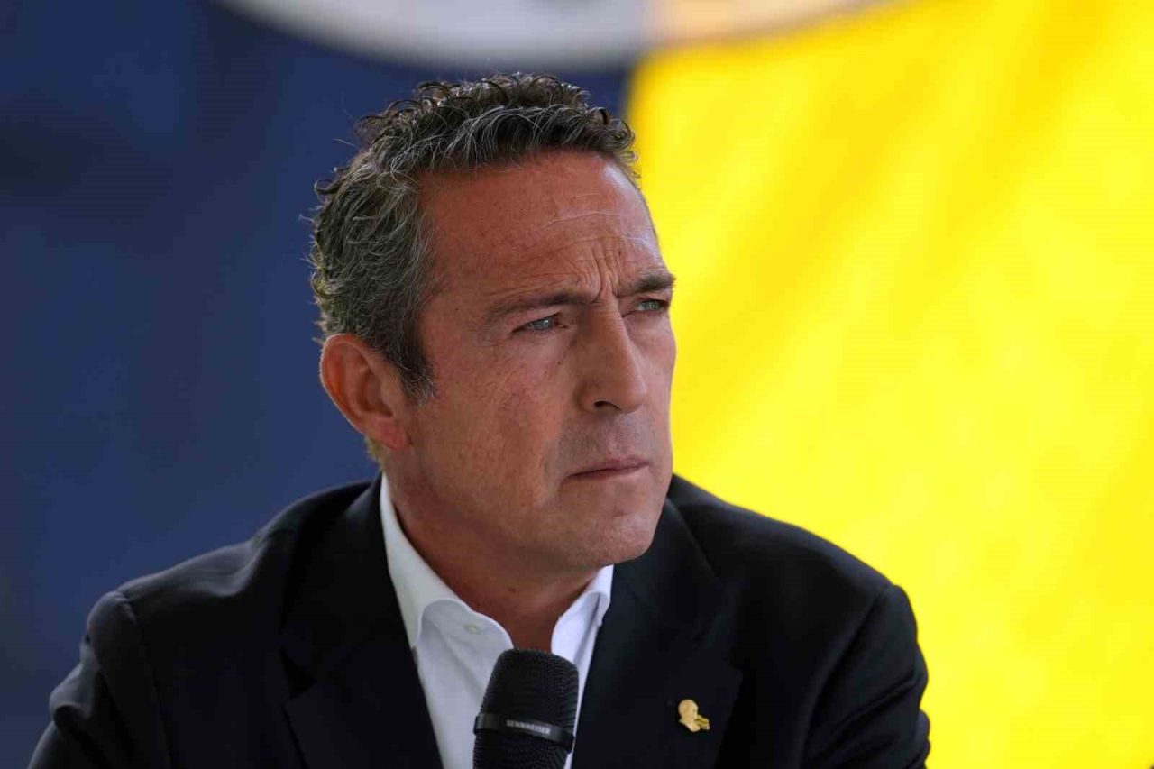 Fenerbahçe Başkanı Ali Koç, transfer döneminde gençleşmeye, takımın hızına ve