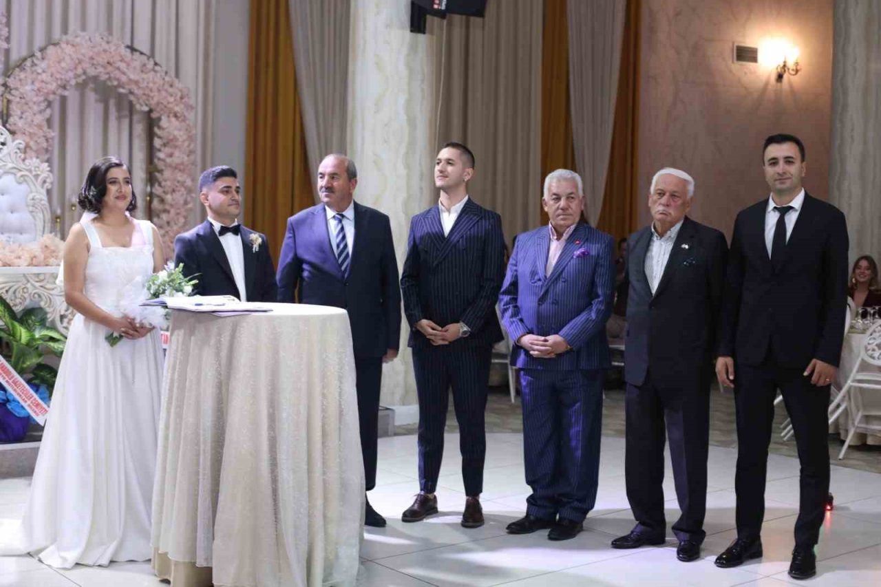 Türk Halk Müziğinin “Türkü Paşası” olarak bilinen merhum Raci Alkır’ın