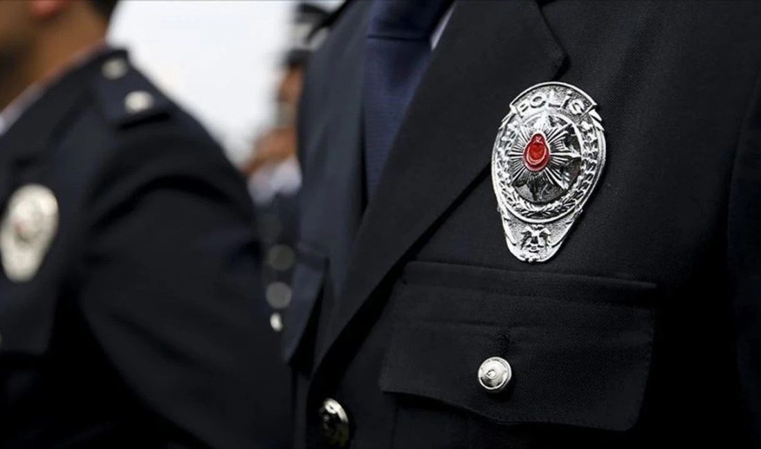 Ardahan Emniyet Müdürlüğü’ne Polis Başmüfettişi Oğuz Tüzün atandı. Cumhurbaşkanı Recep