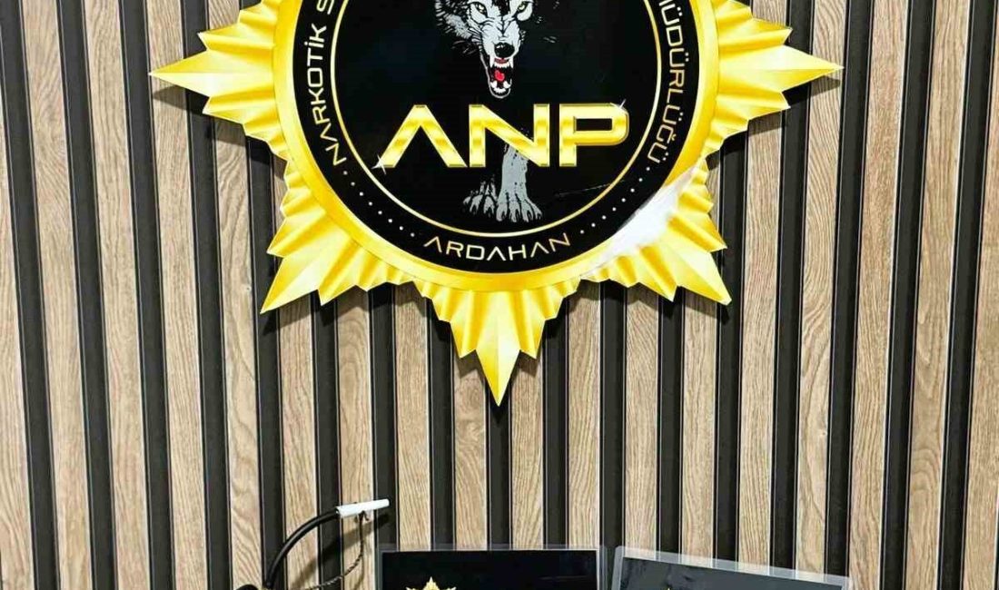 Ardahan’da düzenlenen uyuşturucu operasyonunda gözaltına alınan 3 şüpheli tutuklandı. Ardahan