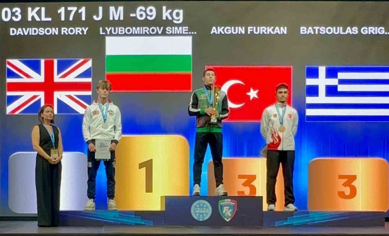 12-21 Eylül 2025 İtalyanın Jesolo şehrinde düzenlenen Gençler Avrupa Kick