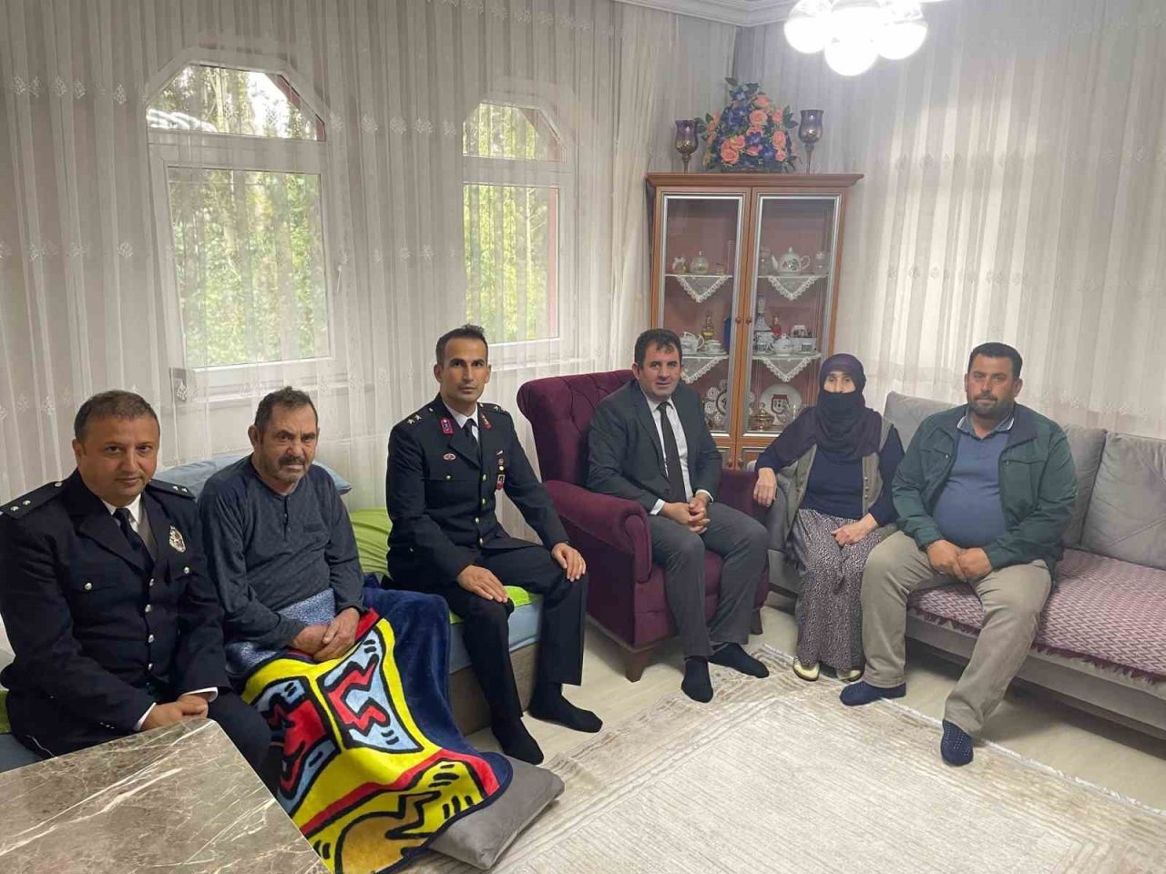 Gaziler Günü dolayısıyla Bayburt’un Aydıntepe ilçesinde gaziler ziyaret edildi. İlçe