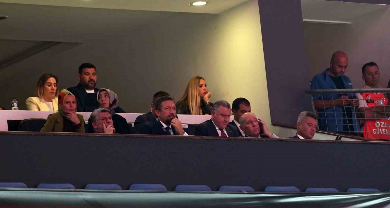 Gençlik ve Spor Bakanı Osman Aşkın Bak, Erkekler Cumhurbaşkanlığı Kupası