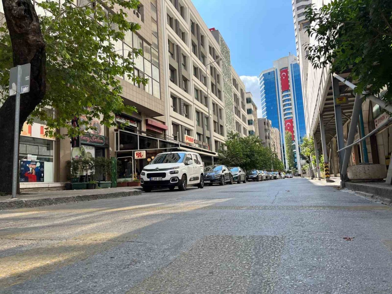 Balıkesir’in Sındırgı ilçesinde meydana gelen 4.9 büyüklüğündeki deprem, İzmir ve