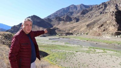 Erzurum’un Oltu ilçesinde kurak geçen mevsim ve havaların aşırı sıcak