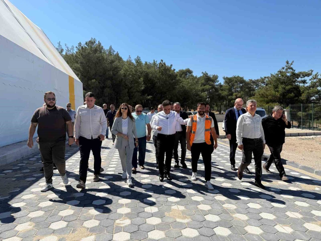 AK Parti Manisa Milletvekili Murat Baybatur, Soma’da hükümet konağından gençlik