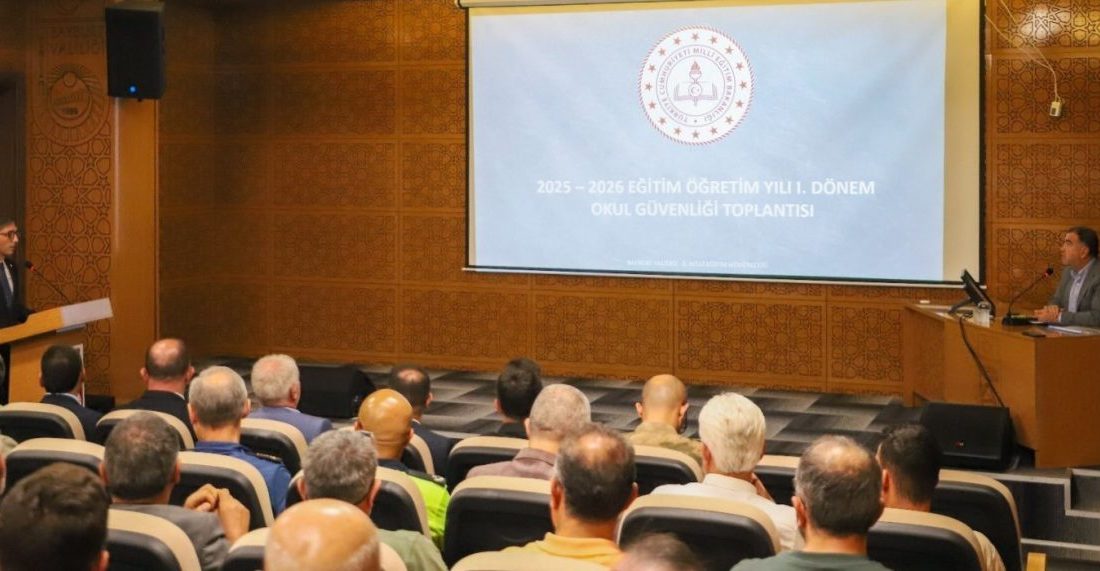 Bayburt Valisi Mustafa Eldivan başkanlığında, 2025-2026 Eğitim Öğretim Yılı Değerlendirme