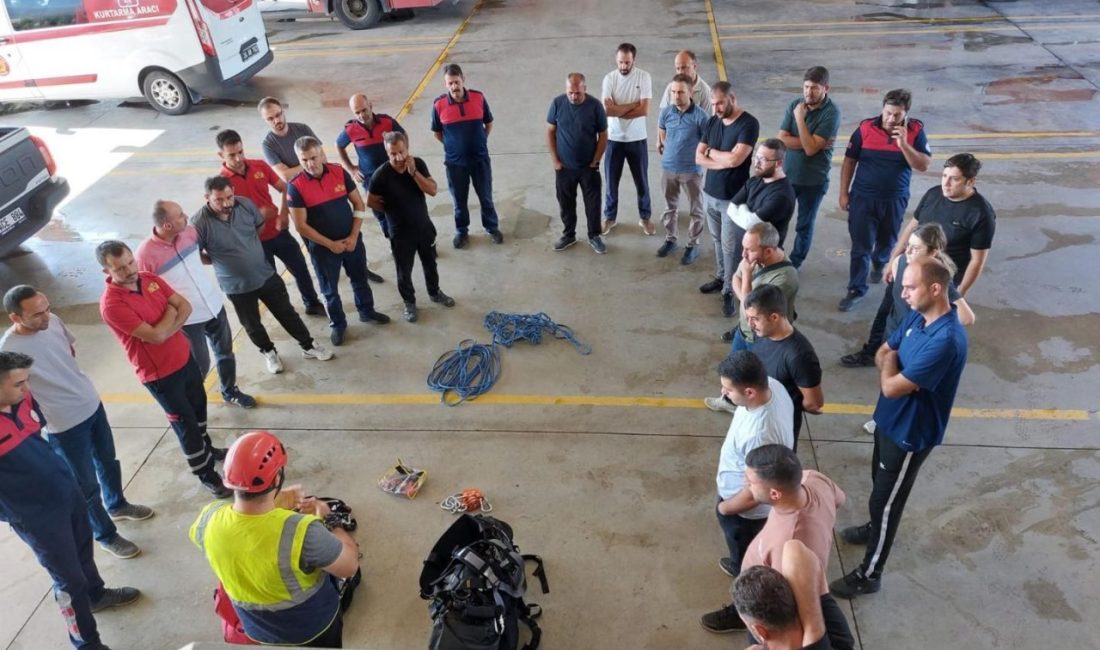 Erzincan’da belediye ve İl Özel İdaresi personeline yönelik yüksekte çalışma