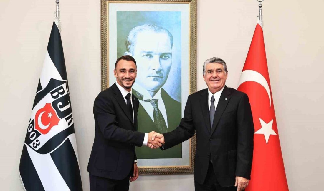 Beşiktaş, Kayserispor’dan Gökhan Sazdağı ile 2+1 yıllık sözleşme imzalandığı açıkladı.