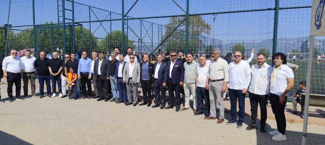 Bursa Muş İlder tarafından her yıl düzenlenen geleneksel futbol turnuvasının