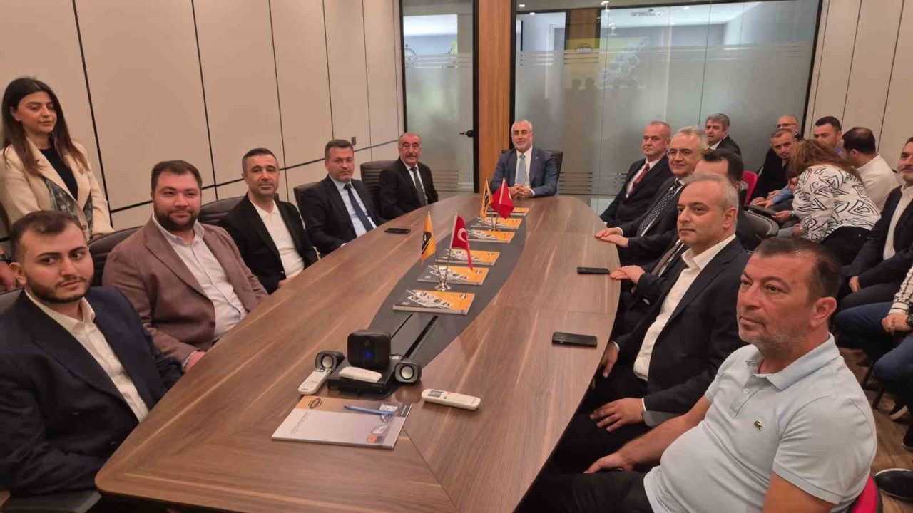 Çalışma ve Sosyal Güvenlik Bakanı Vedat Işıkhan, Türkiye’nin 100 yılı