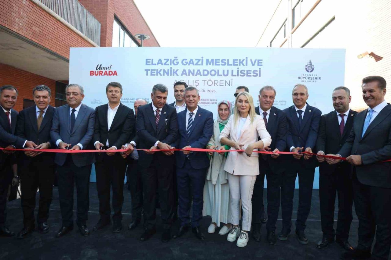 CHP Genel Başkanı Özgür Özel, İstanbul Büyükşehir Belediyesi tarafından Elazığ’da
