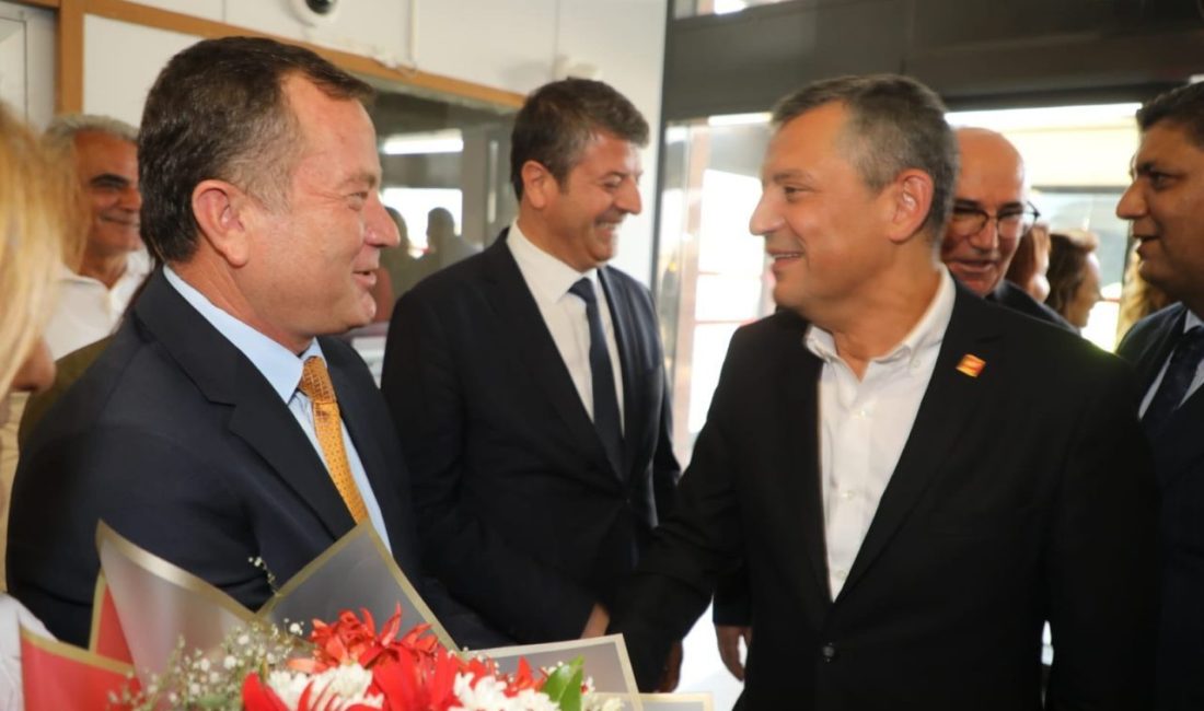 Cumhuriyet Halk Partisi (CHP) Genel Başkanı Özgür Özel, çeşitli programlara