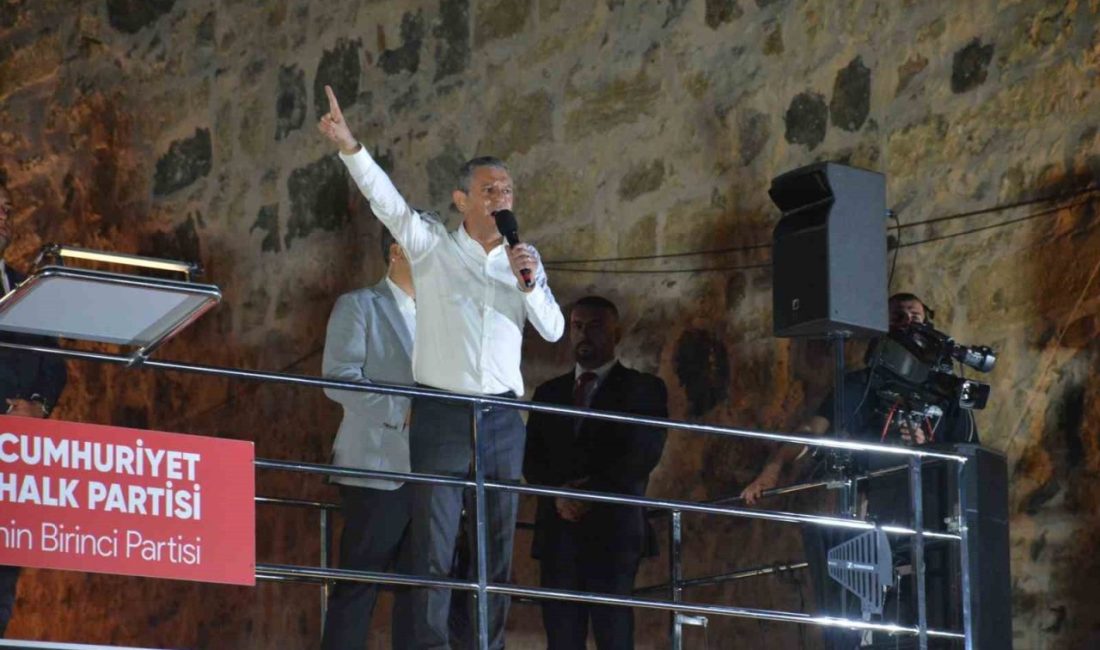 Cumhuriyet Halk Partisi’nin (CHP) “Millet İradesine Sahip Çıkıyor” sloganıyla düzenlediği