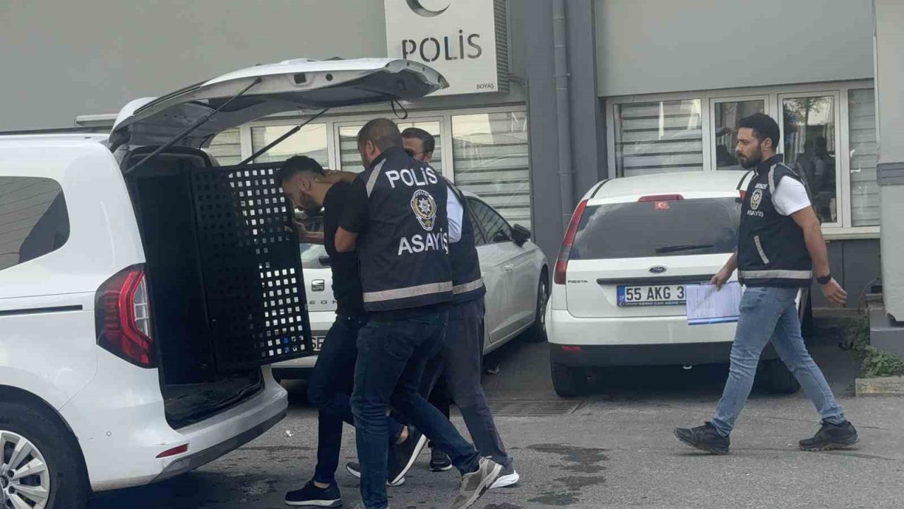 Kocaeli’nin Gebze ilçesinde çocukların gözü önünde babaya şiddet uygulayan şahsın,