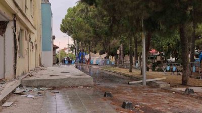 Balıkesir’de 10 Ağustos’ta 6.1 büyüklüğünde depremin yaşandığı Sındırgı ilçesi 5