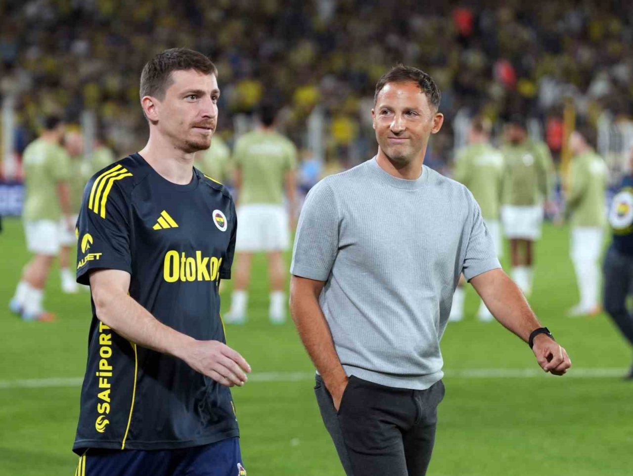 Fenerbahçe Teknik Direktörü Domenico Tedesco, Alanyaspor karşılaşmasında Trendyol Süper Lig’de