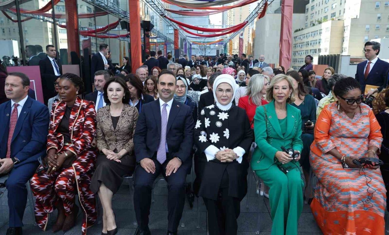 Kuzeydoğu Anadolu’nun kadim el sanatı ehram dokuması, New York Türkevi’nde