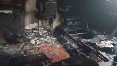 Kastamonu’nun Çatalzeytin ilçesinde elektrik kontağından çıktığı tahmin edilen yangında iki