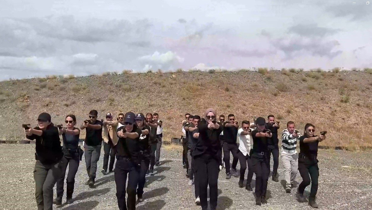 Erzincan Emniyet Müdürlüğü personeline, olası tehlike anlarında hızlı ve bilinçli