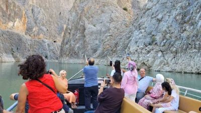 Erzincan’ın Kemaliye ilçesinde bulunan dünyanın ikinci büyük kanyonu Karanlık Kanyon’da