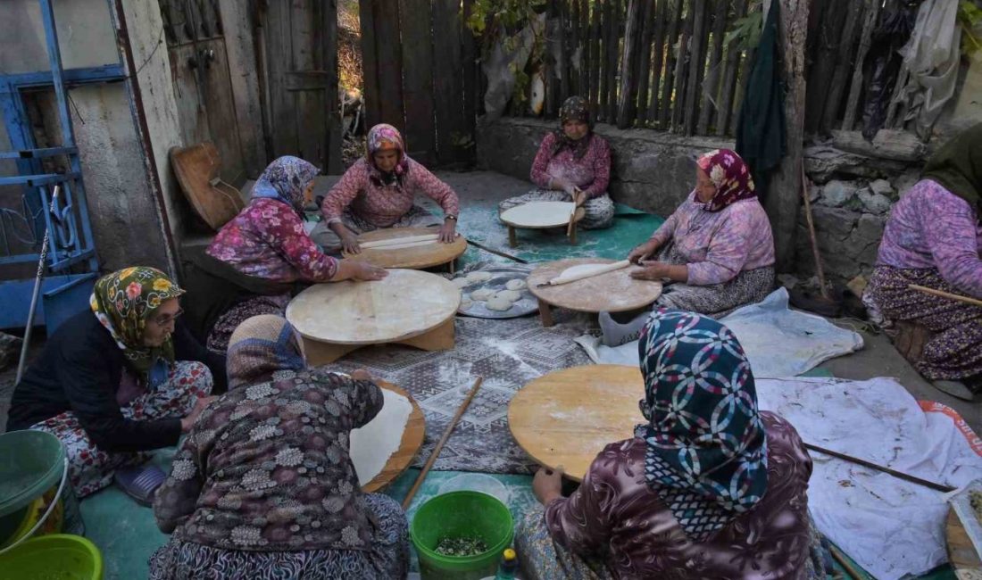 Geçmişten gelen imece usulü kış hazırlıkları geleneği Erzincan’da yaşatılmaya devam