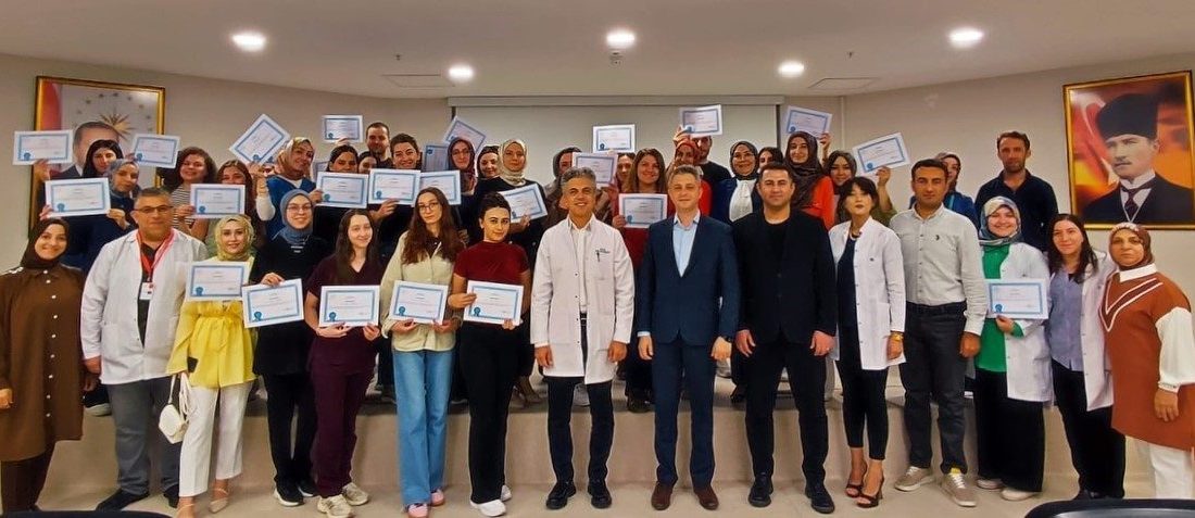 Erzincan’da sağlık çalışanlarına yönelik ‘Anne Sütü ve Emzirme Danışmanlığı Eğitimi’