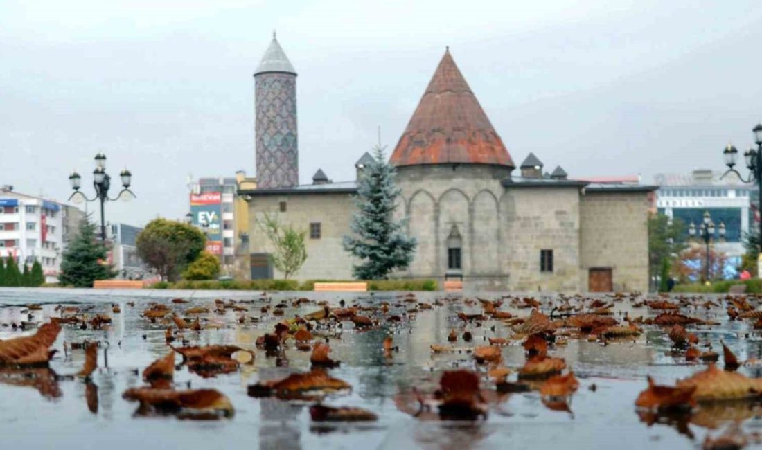 Erzurum Meteoroloji Bölge Müdürlüğü kuvvetli rüzgar uyarısında bulundu. Meteoroloji uzmanları