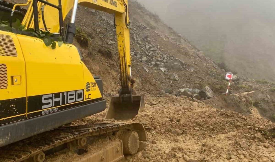 Rize’nin Çamlıhemşin ilçesinde aşırı yağışların ardından yaşanan sel felaketi, yayla