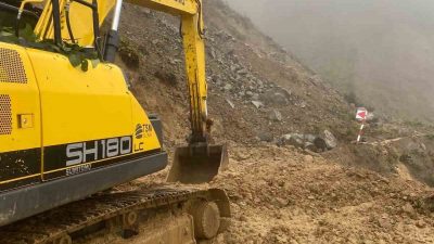 Rize’nin Çamlıhemşin ilçesinde aşırı yağışların ardından yaşanan sel felaketi, yayla