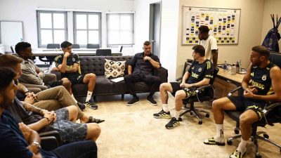 Fenerbahçe Başkanı Sadettin Saran ile Yönetim Kurulu Üyesi Ertan Torunoğulları,