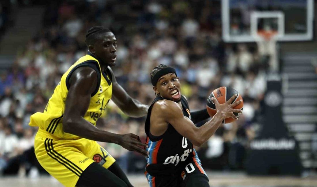 Fenerbahçe Erkek Basketbol Takımı, Angola Milli Takımı formasıyla sakatlık yaşayan