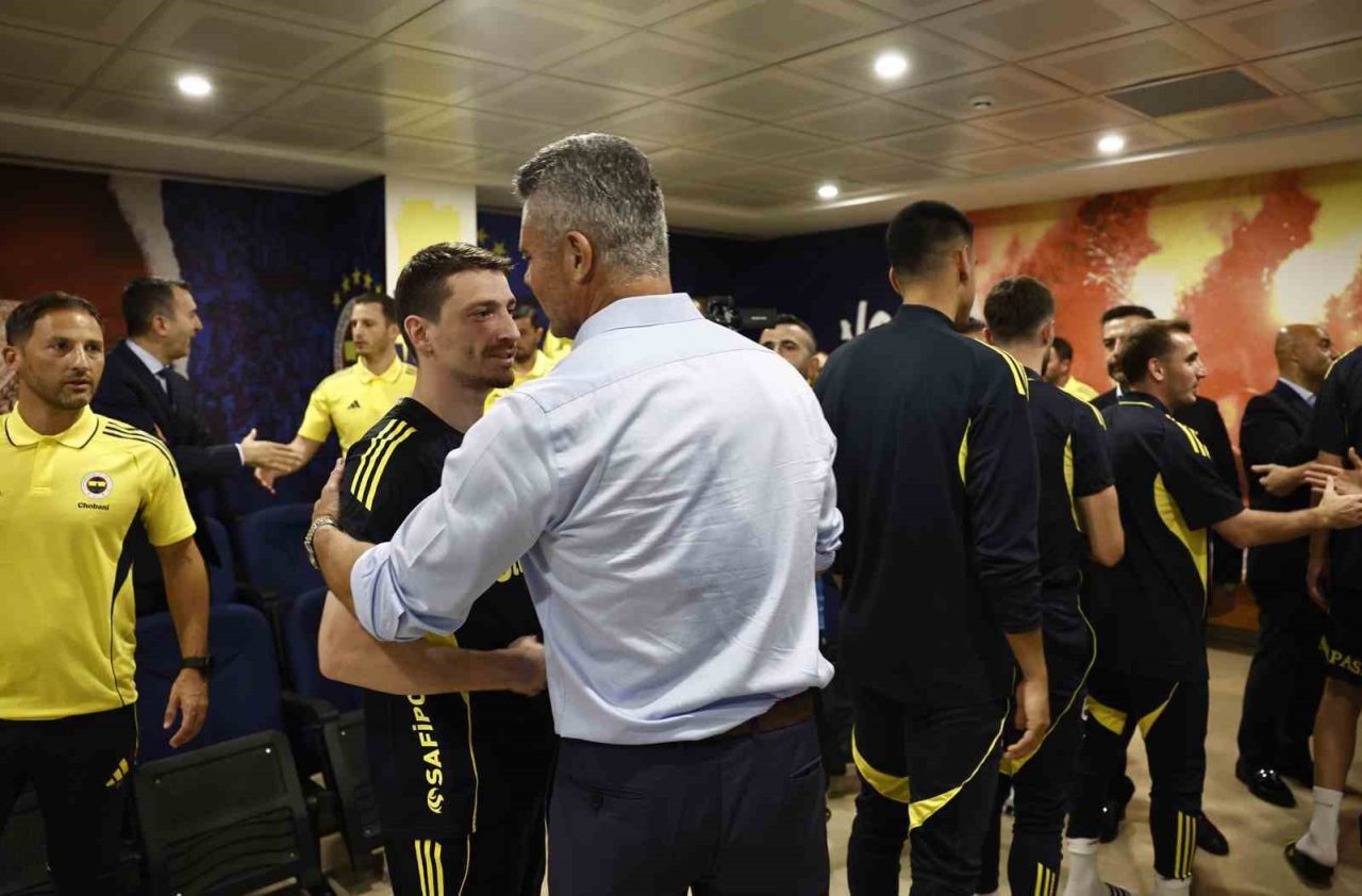 Fenerbahçe Kulübü Başkanı Sadettin Saran, Samandıra Can Bartu Tesisleri’nde teknik