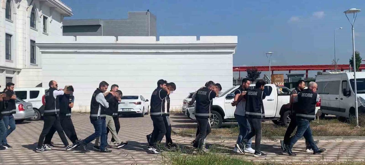 Kocaeli’de FETÖ’cüleri deşifre eden kişinin silahla vurularak yaralanması olayıyla alakalı