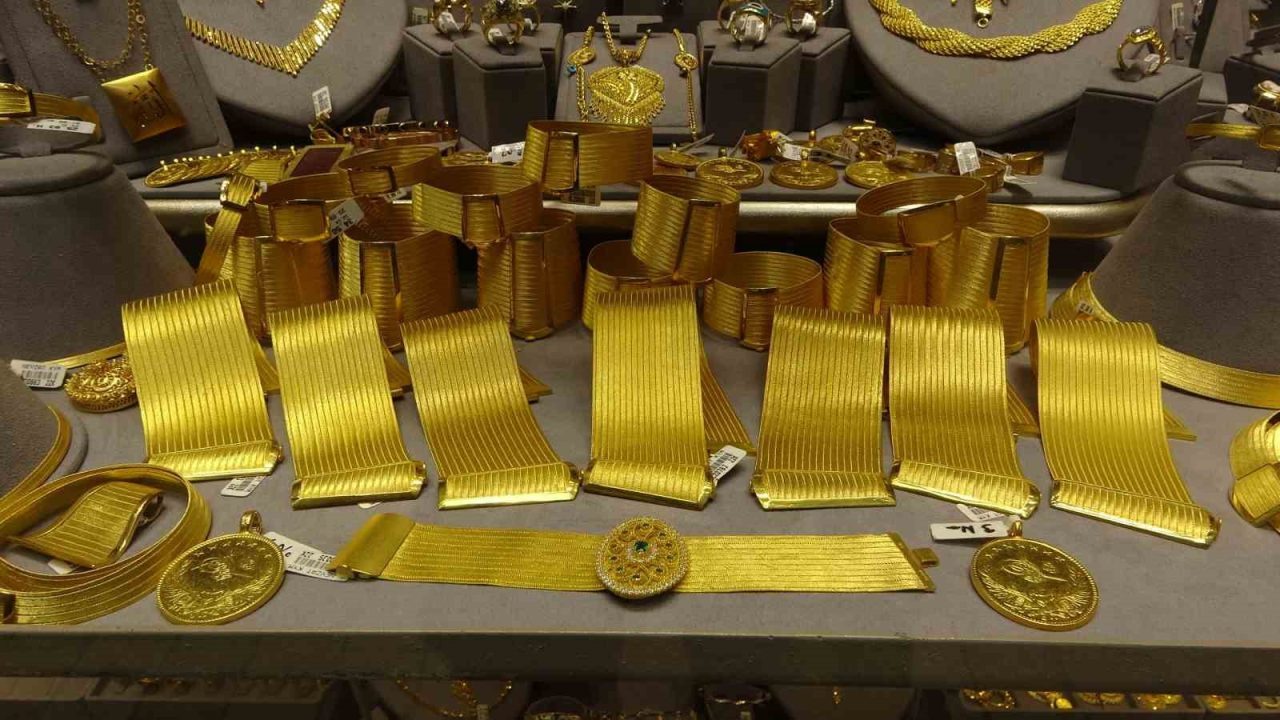 Bu yıl hem düğün sezonunun beklentilerin altında kalması hem de