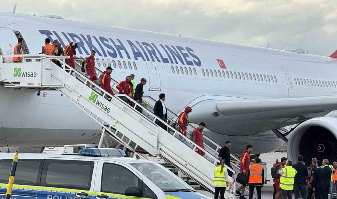 UEFA Şampiyonlar Ligi lig aşamasının ilk maçında Eintracht Frankfurt’a konuk