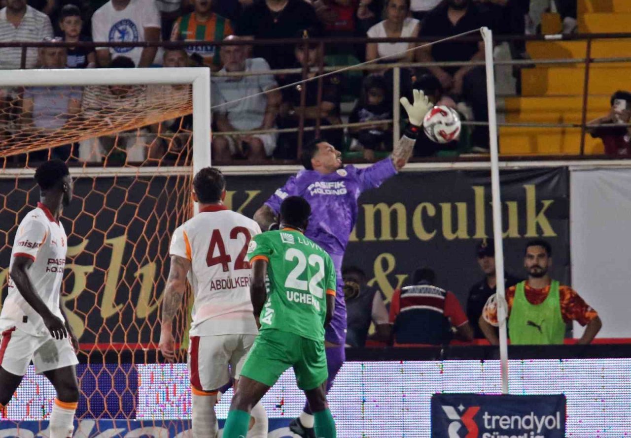 Galatasaray, Trendyol Süper Lig’de bu sezon deplasmanda oynadığı 4 maçı