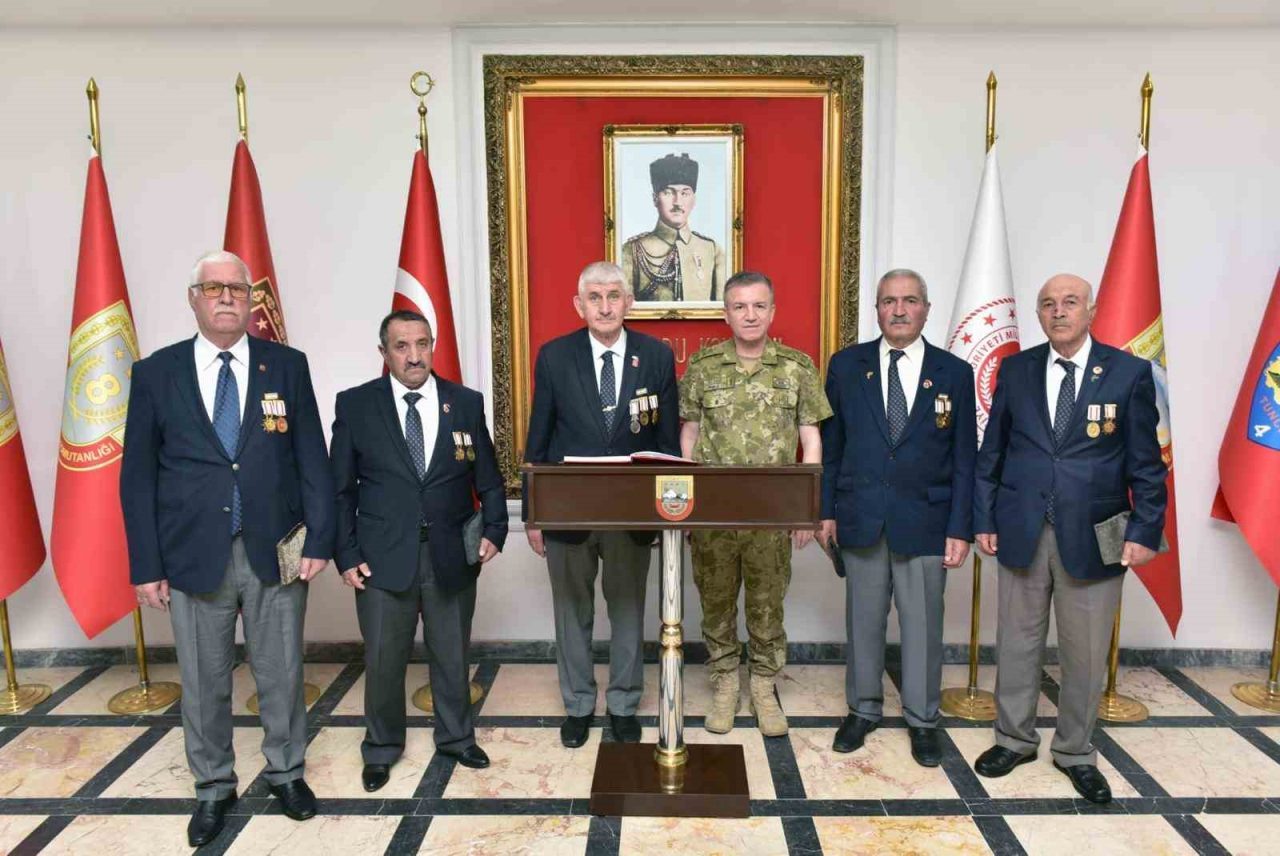 Erzurum Muharip Gaziler Derneği’nden 3’ncü Ordu Komutanı Altuğ Paşa’ya hayırlı