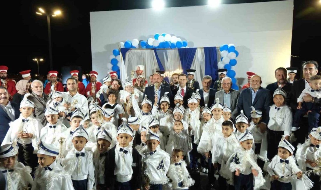 Erzincan Belediyesi tarafından geleneksel hale getirilen Toplu Sünnet Şöleni yapıldı.