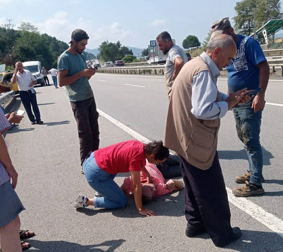 Giresun’un Görele ilçesinde otomobilin çarptığı yaya kaldırıldığı hastanede hayatını kaybetti.