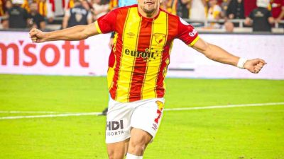 Göztepe’nin Beşiktaş ile oynadığı lig maçında oyuna sonradan girerek sadece