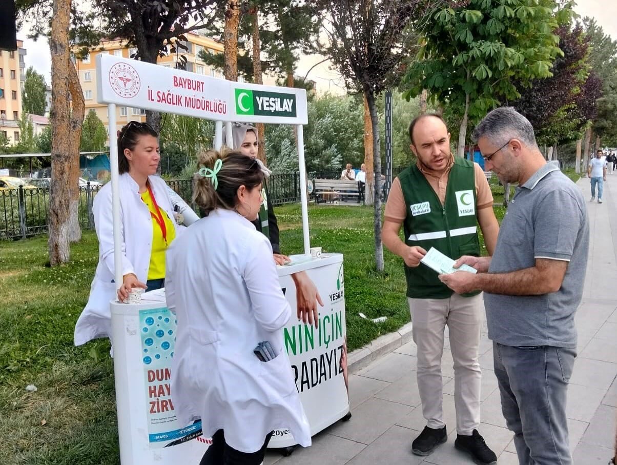 3-9 Eylül Halk Sağlığı Haftası kapsamında Yeşilay Bayburt Şubesi ve