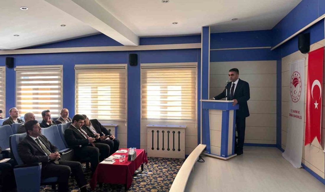 Erzurum Tarım İl Müdürlüğü’nce Buzağı kayıplarına yönelik eğitim programı düzenlendi.