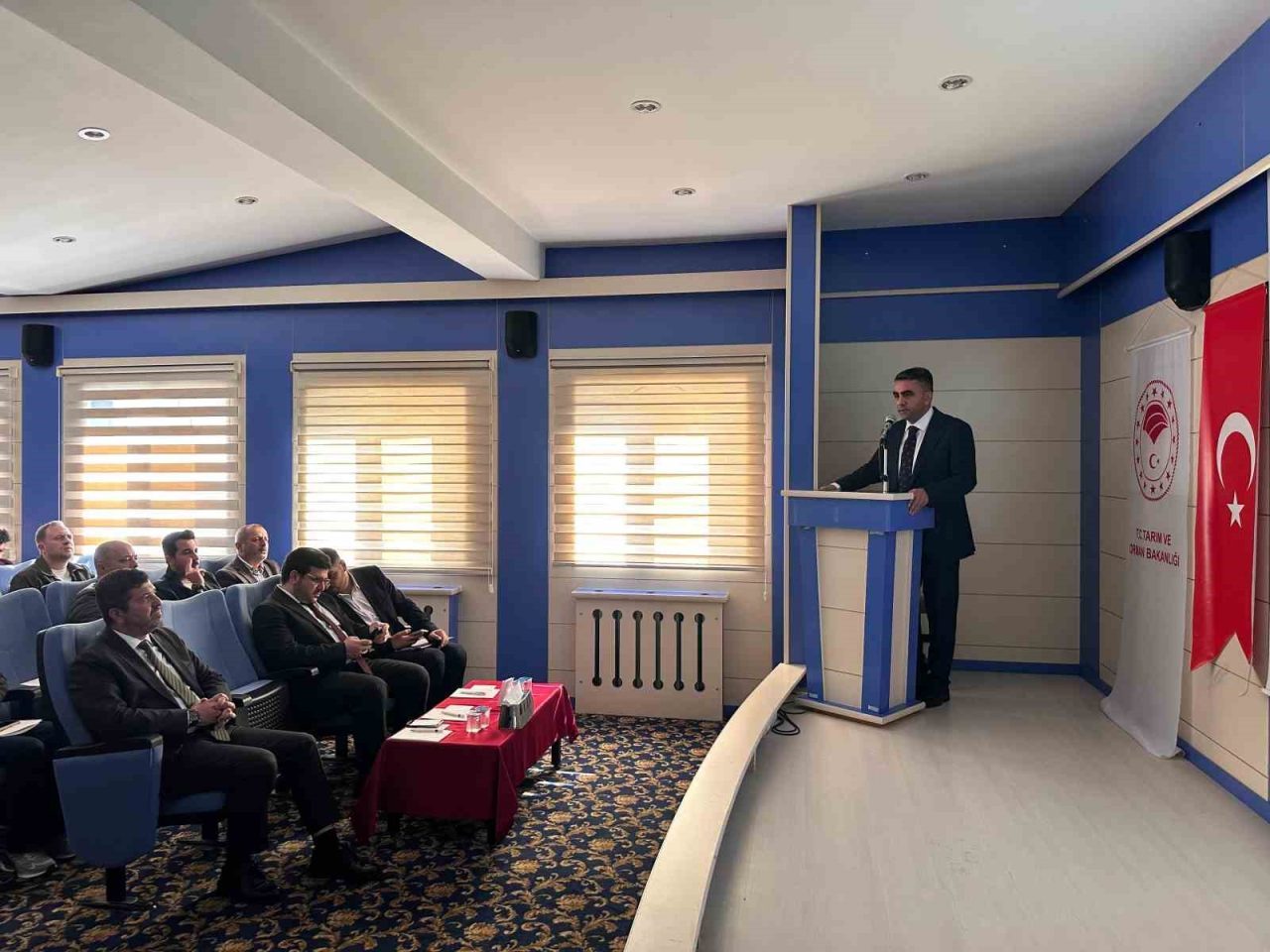 Erzurum Tarım İl Müdürlüğü’nce Buzağı kayıplarına yönelik eğitim programı düzenlendi.