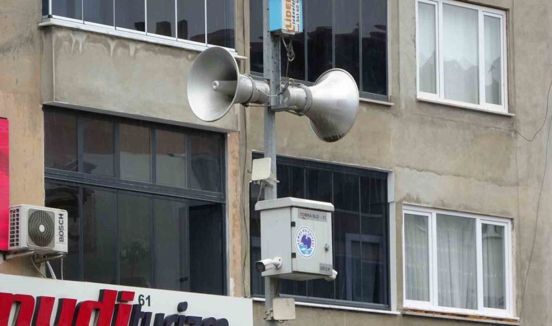 Trabzon’un Yomra ilçesinde cenaze duyuruları artık belediye hoparlörlerinden yapılmayacak. Gürültü