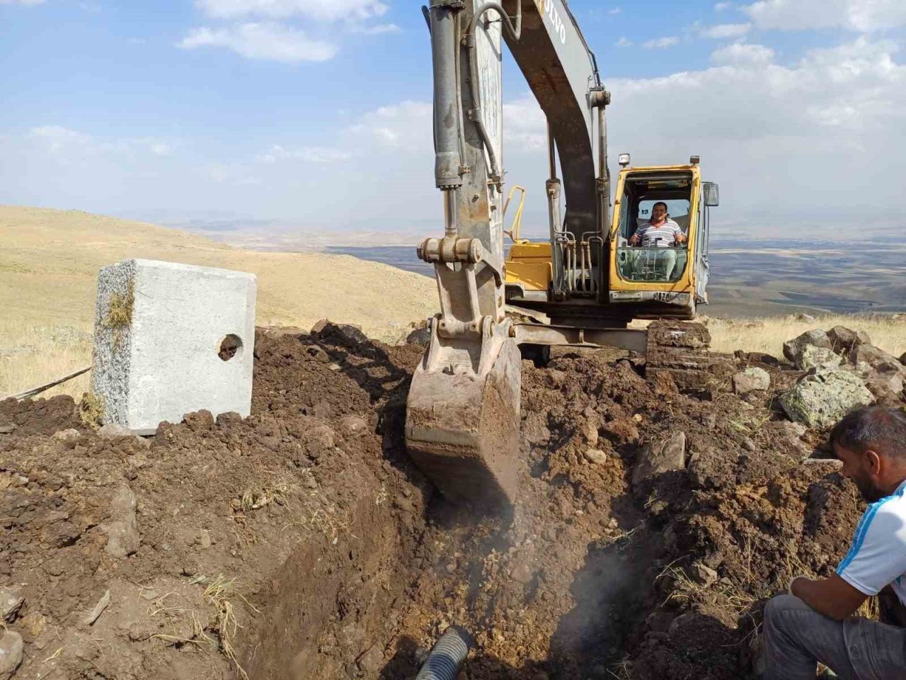 Erzurum Büyükşehir Belediyesi ESKİ Genel Müdürlüğü ekipleri, Horasan ilçesine bağlı