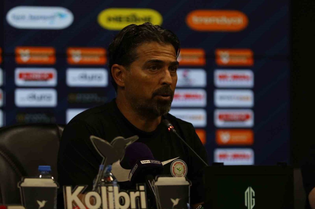 Çaykur Rizespor Teknik Direktörü İlhan Palut, karşılaşmayı değerlendirdi. Palut, “Ofansif